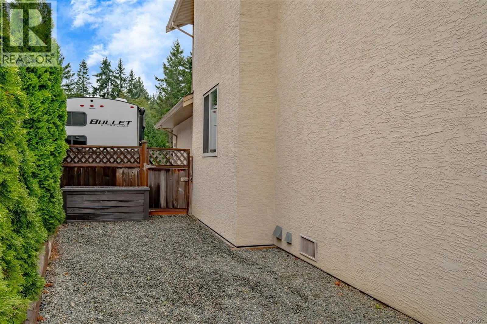 5939 Oliver Rd