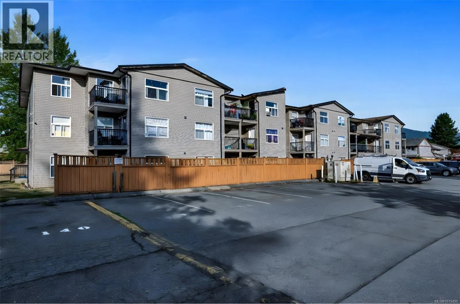 328 3215 Cowichan Lake Rd