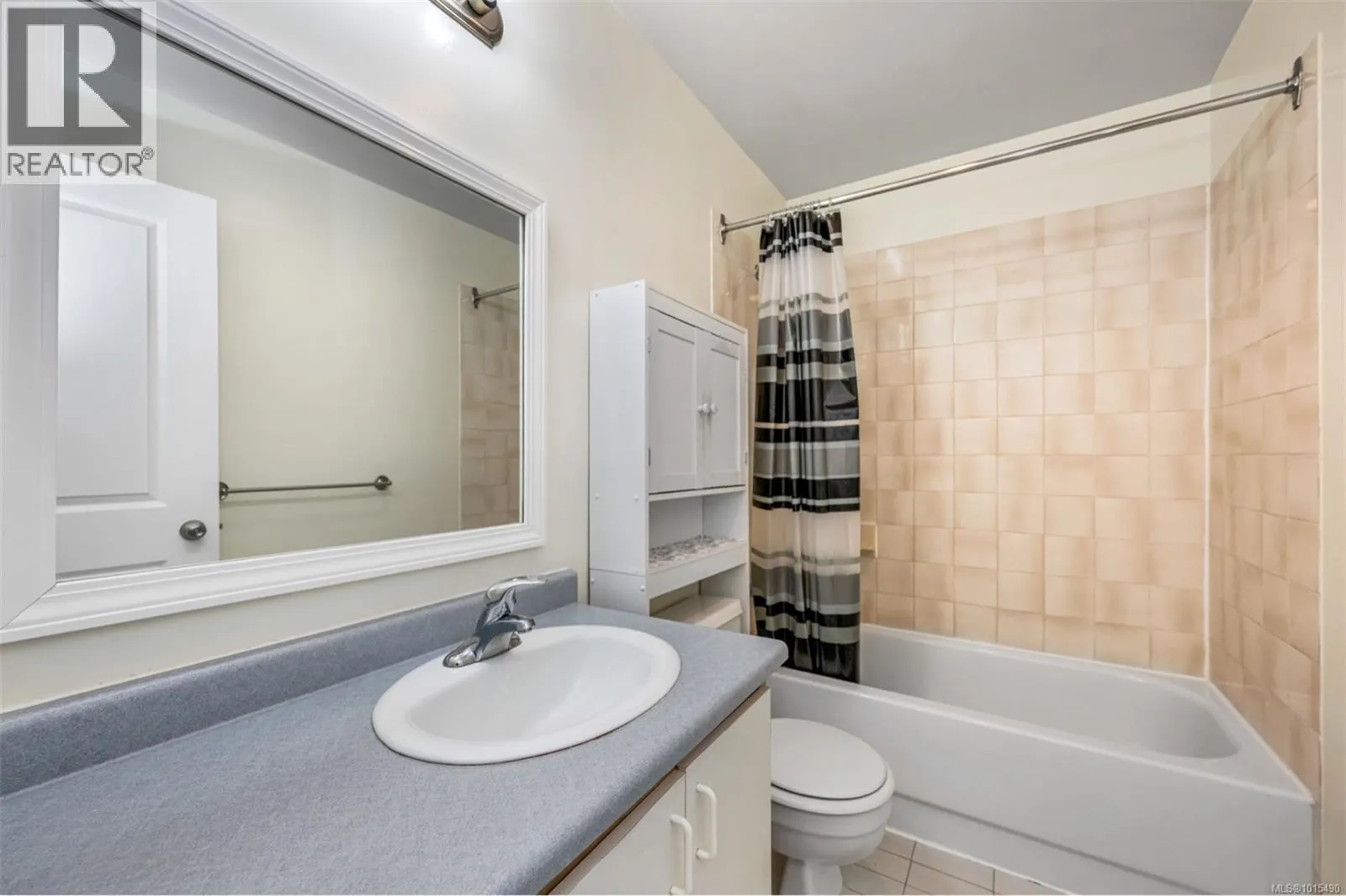 328 3215 Cowichan Lake Rd