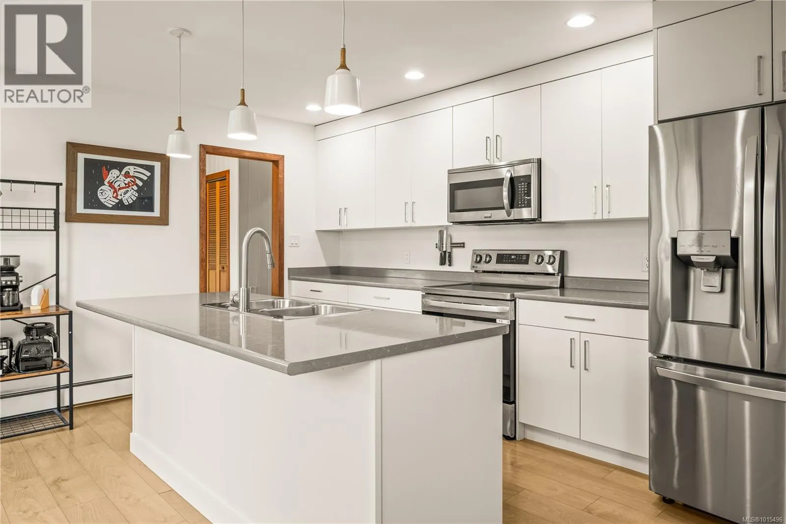 345 Howard Ave