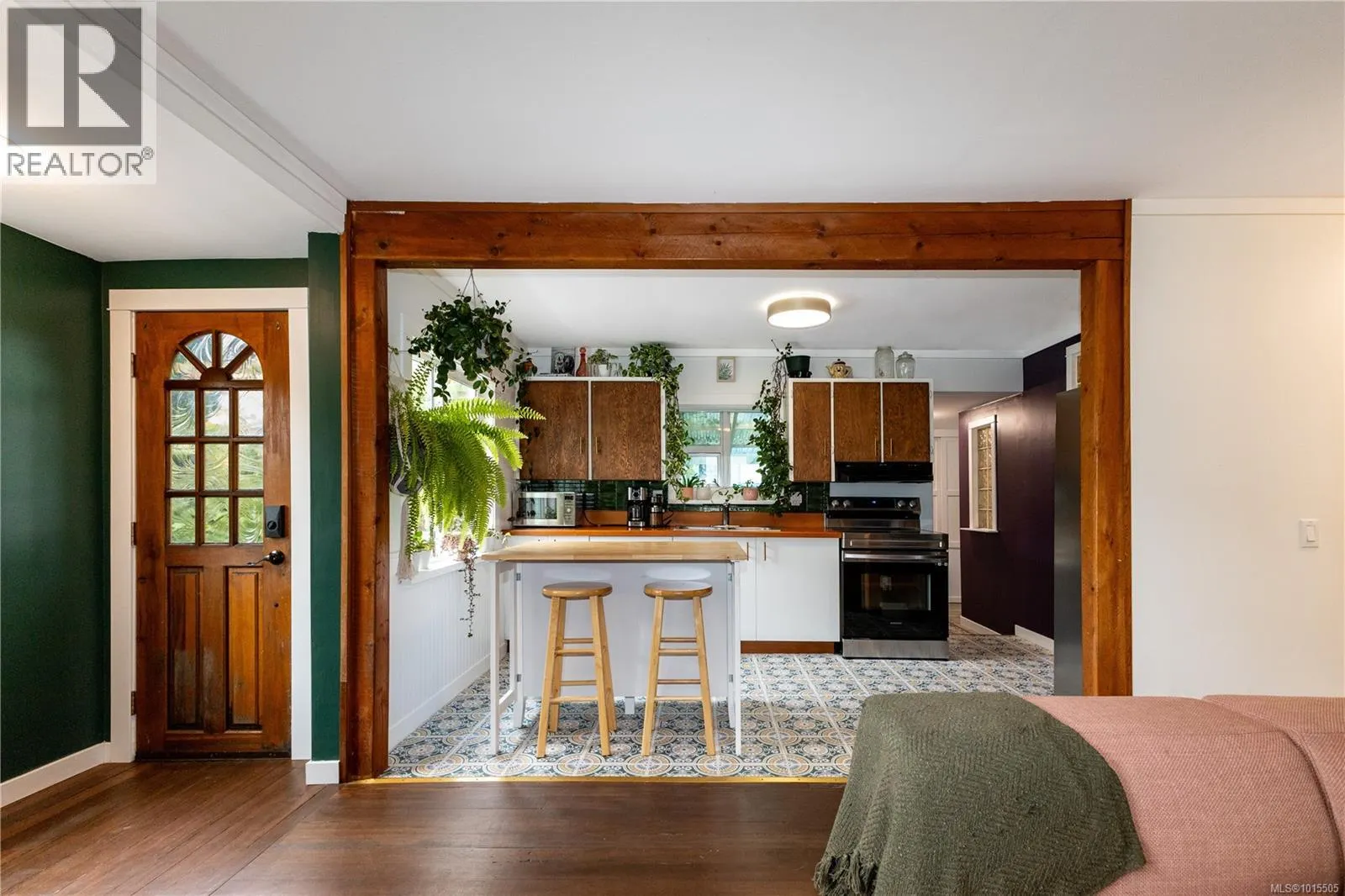 126 Cliffe Ave