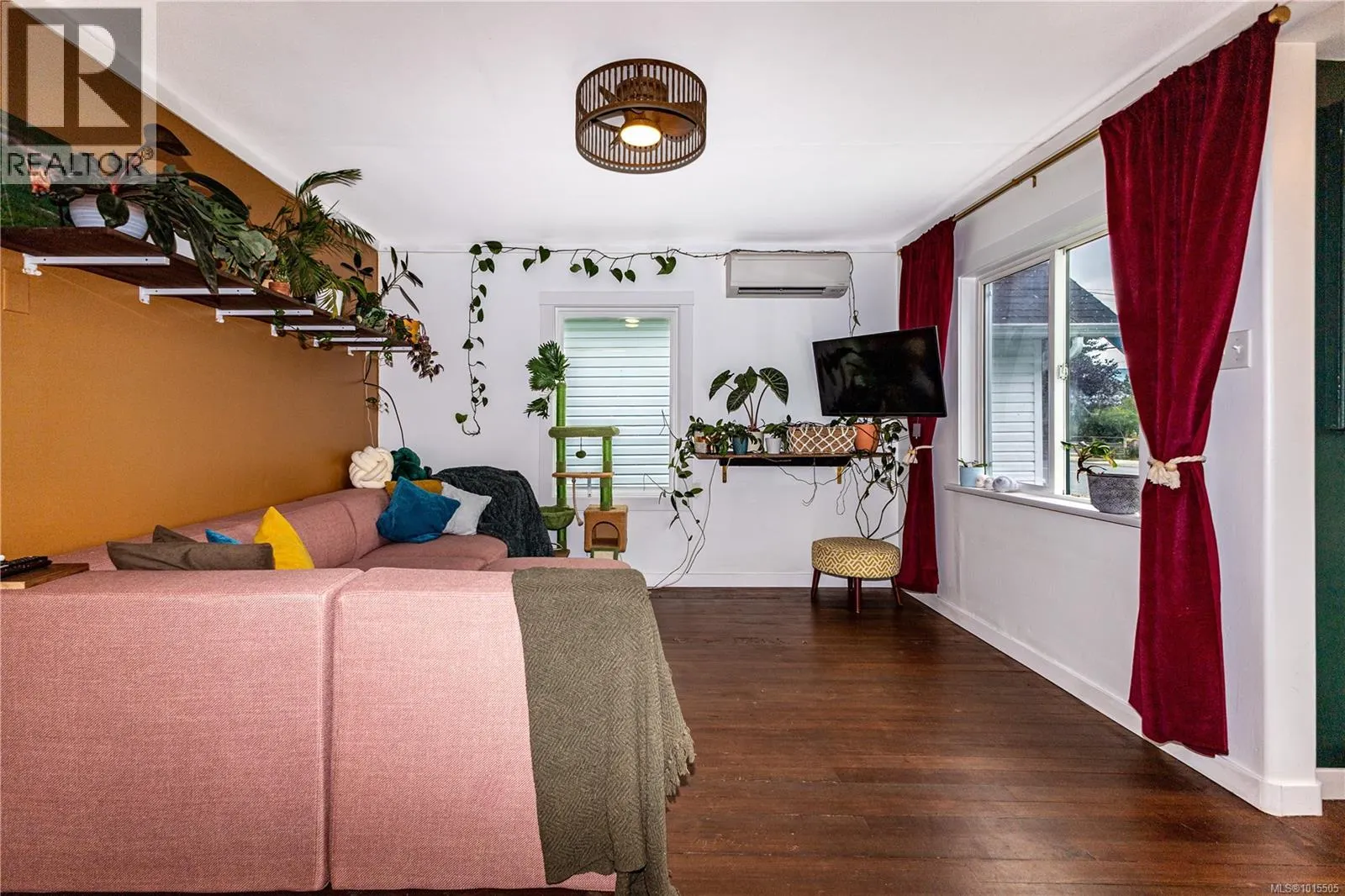 126 Cliffe Ave
