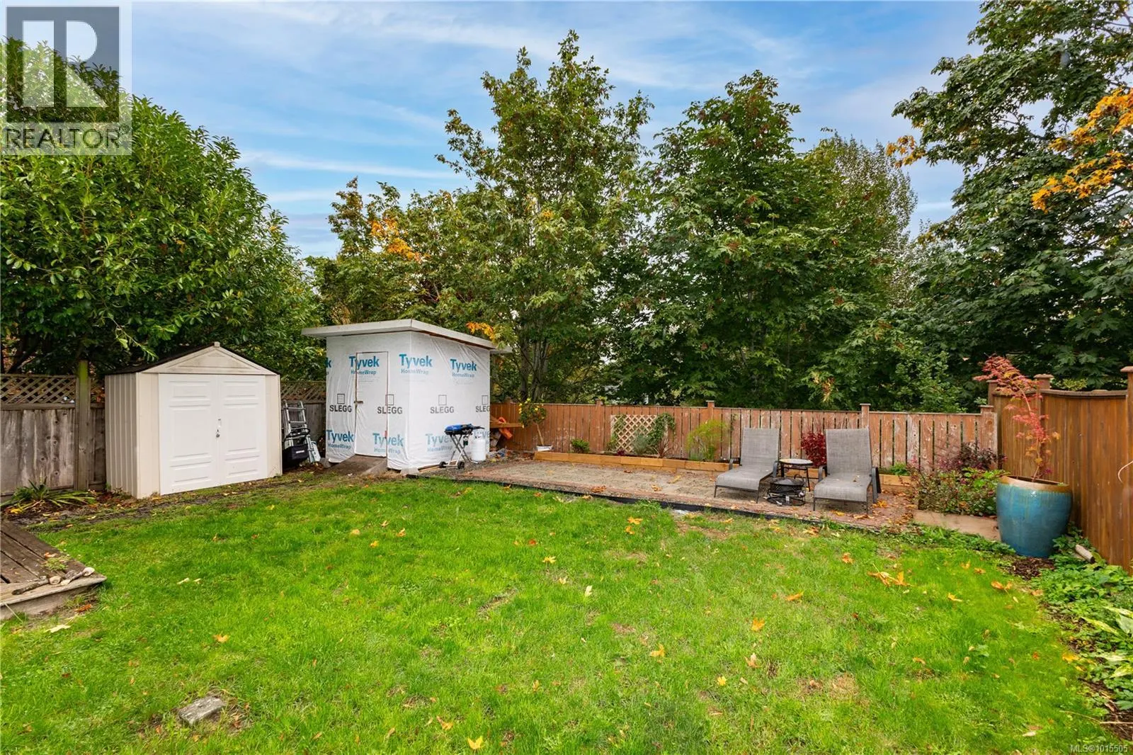 126 Cliffe Ave