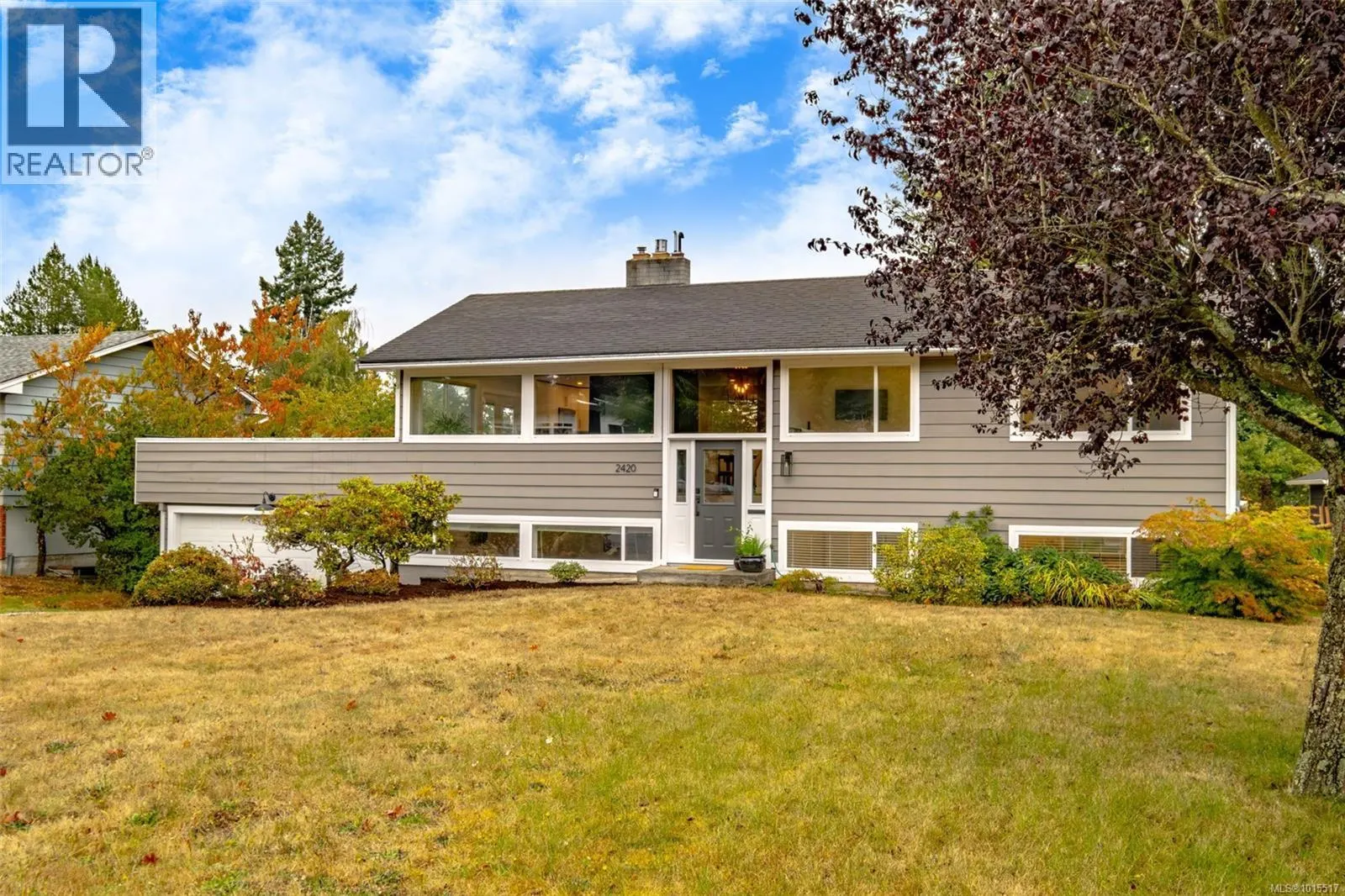 2420 Glenayr Dr