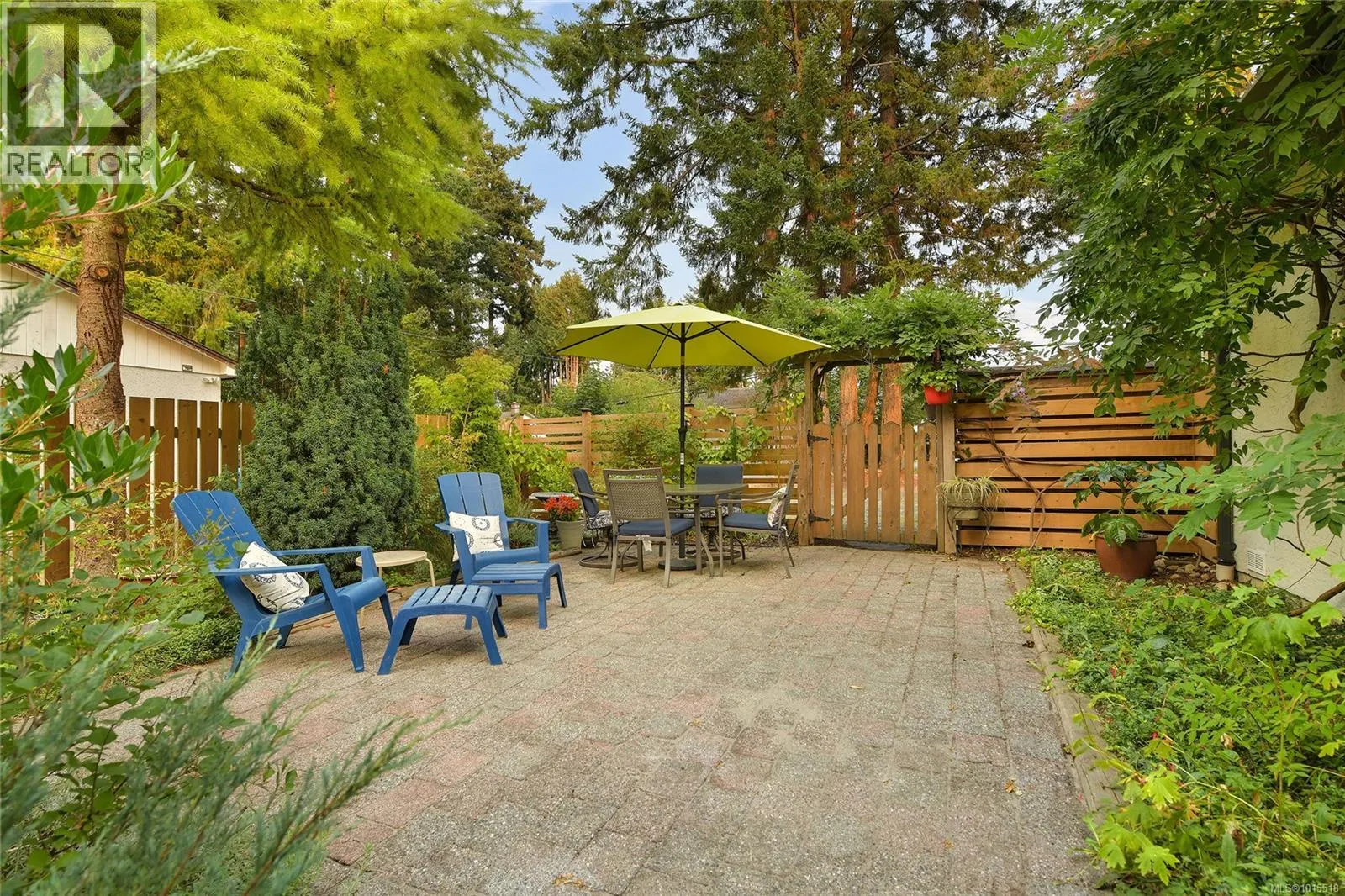 2870 Glen Lake Rd