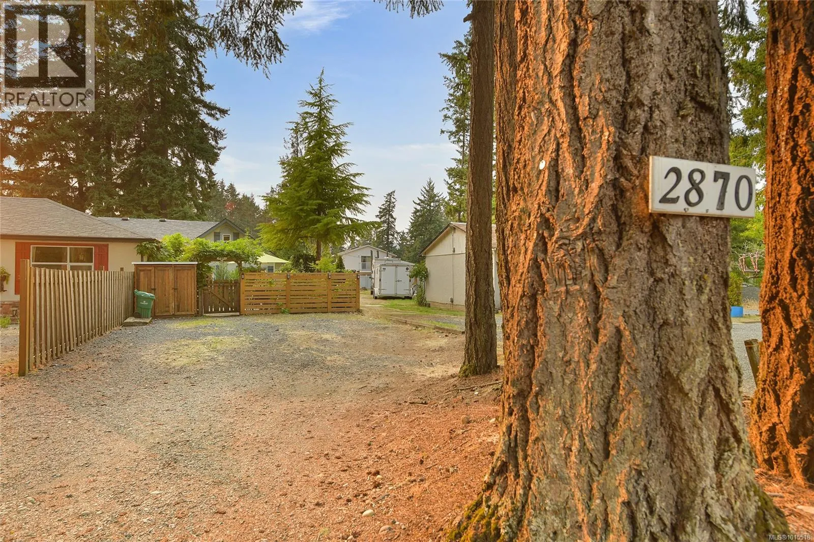 2870 Glen Lake Rd