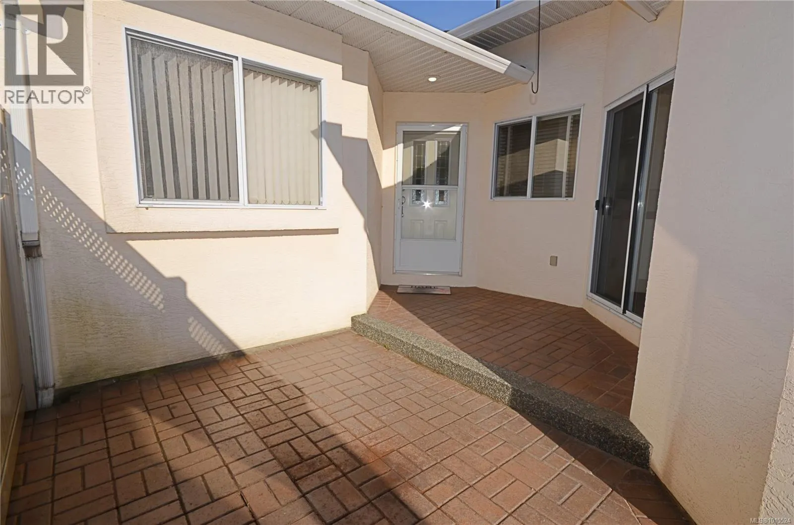 147 Ocean Walk Dr