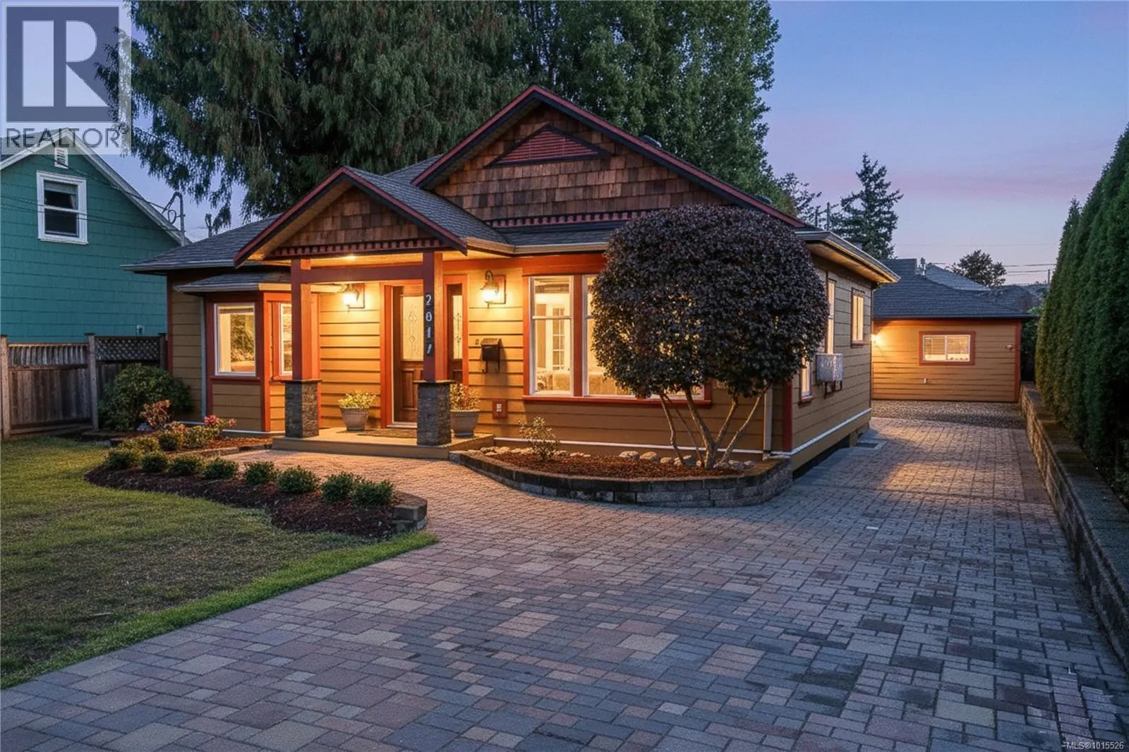 2617 Doncaster Dr