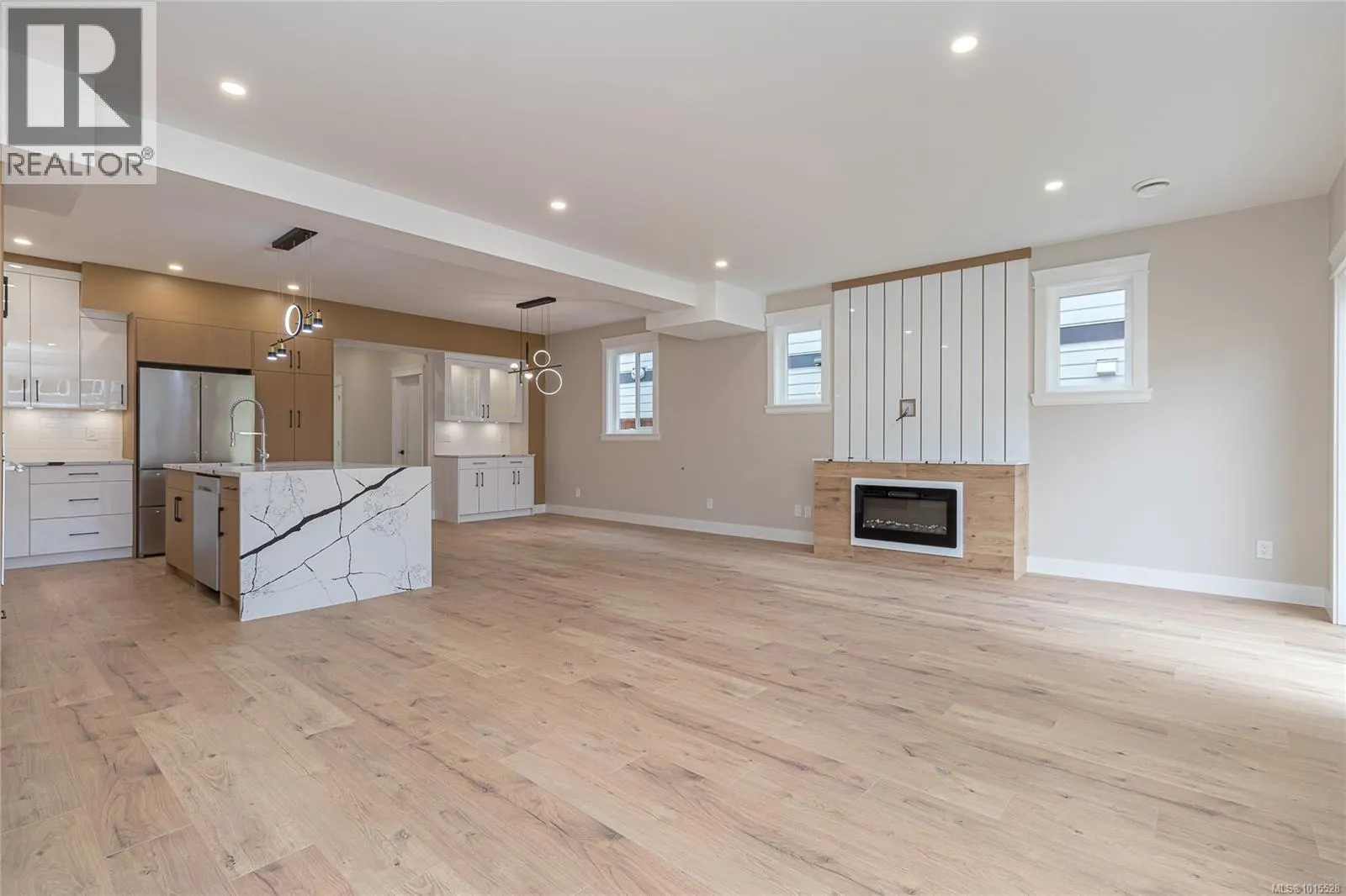 1383 Sandstone Lane
