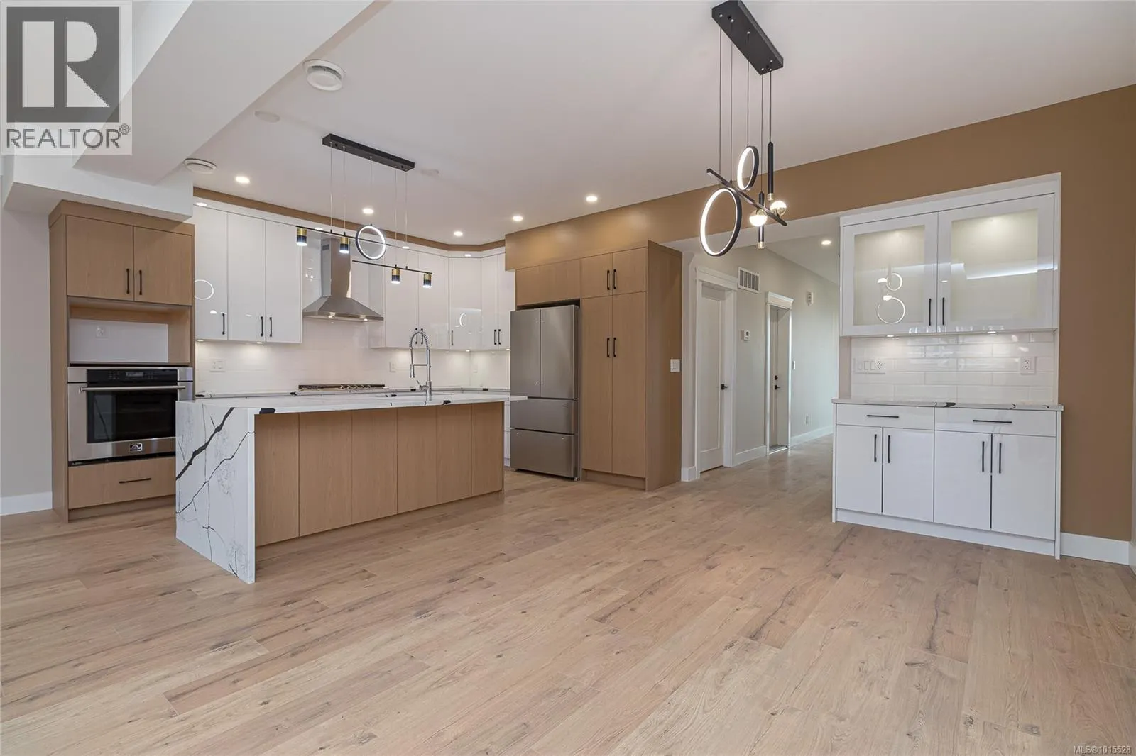1383 Sandstone Lane
