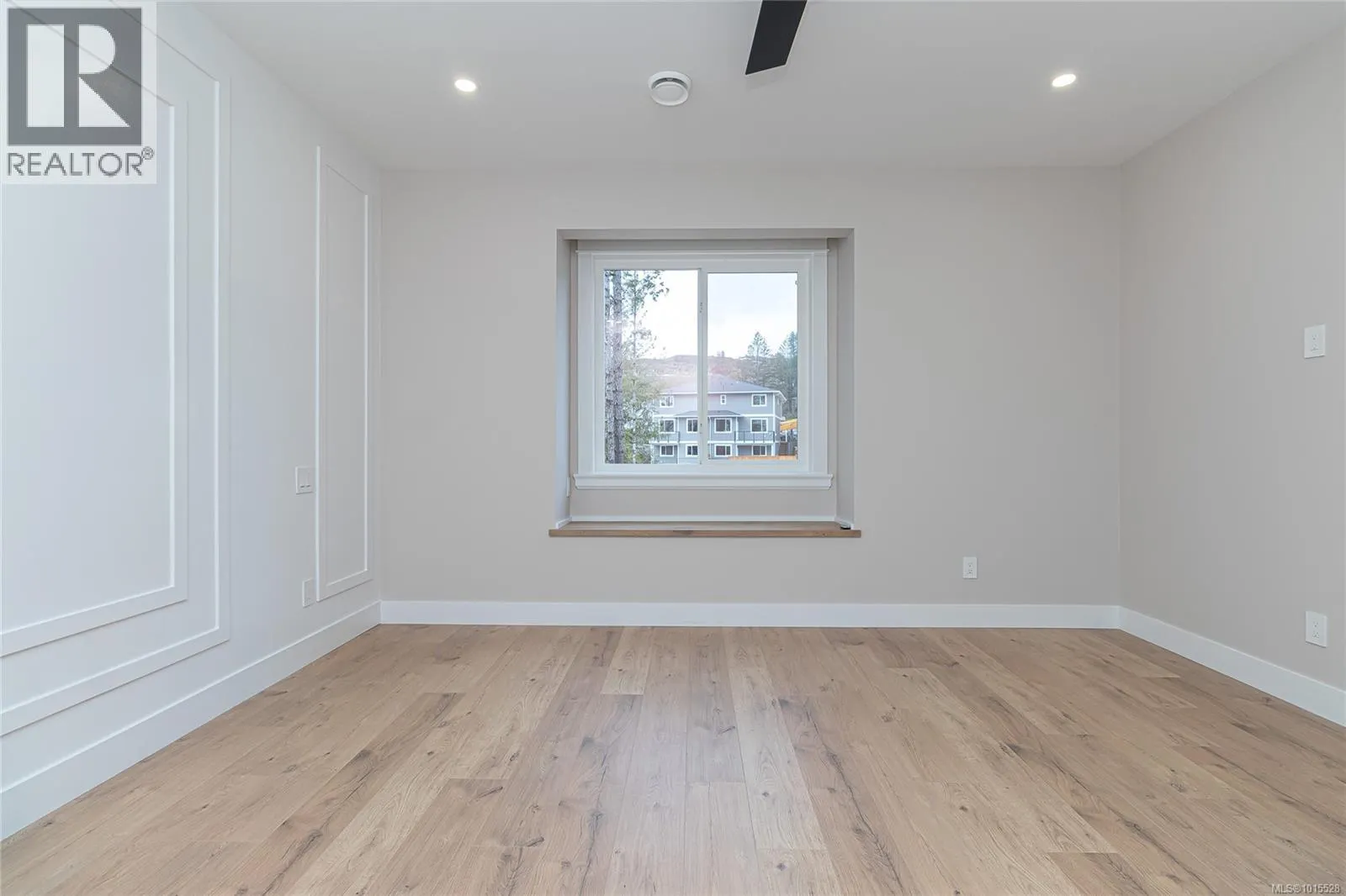 1383 Sandstone Lane