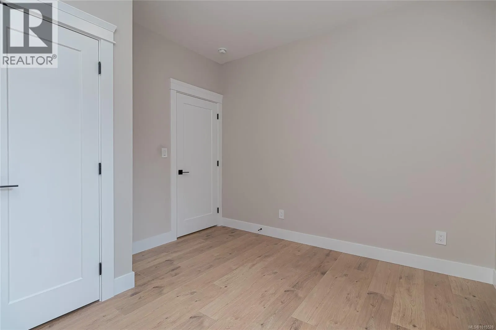1383 Sandstone Lane