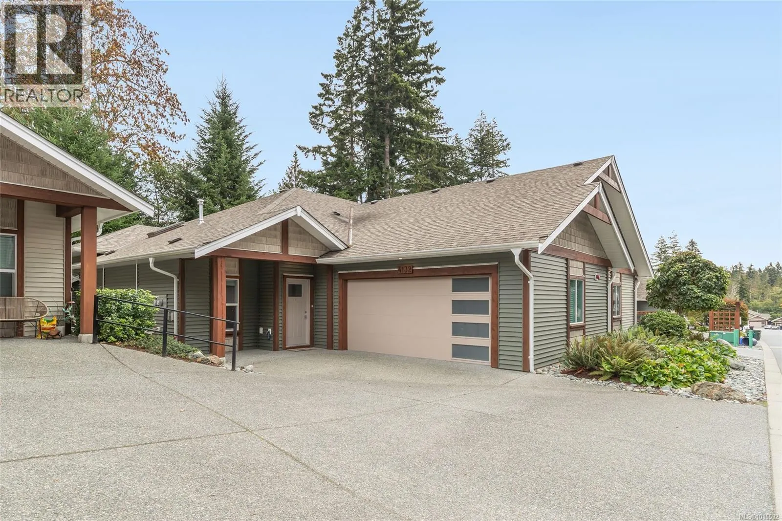 4132 Emerald Woods Pl