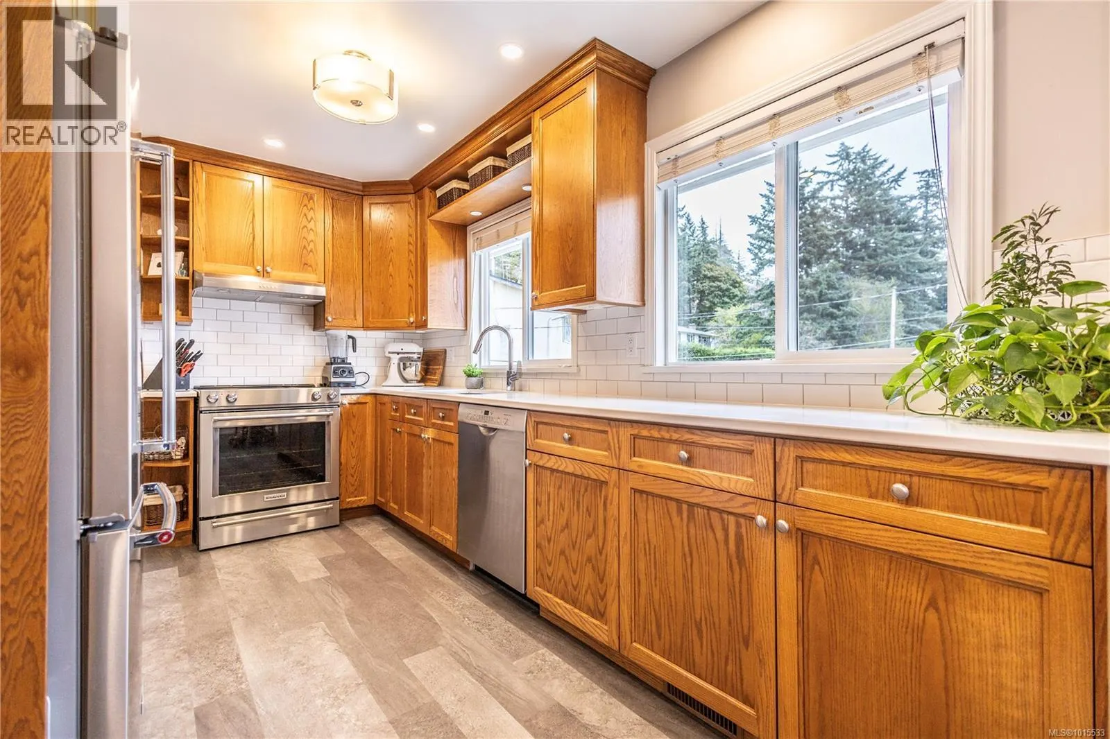 1331 Glenridge Dr