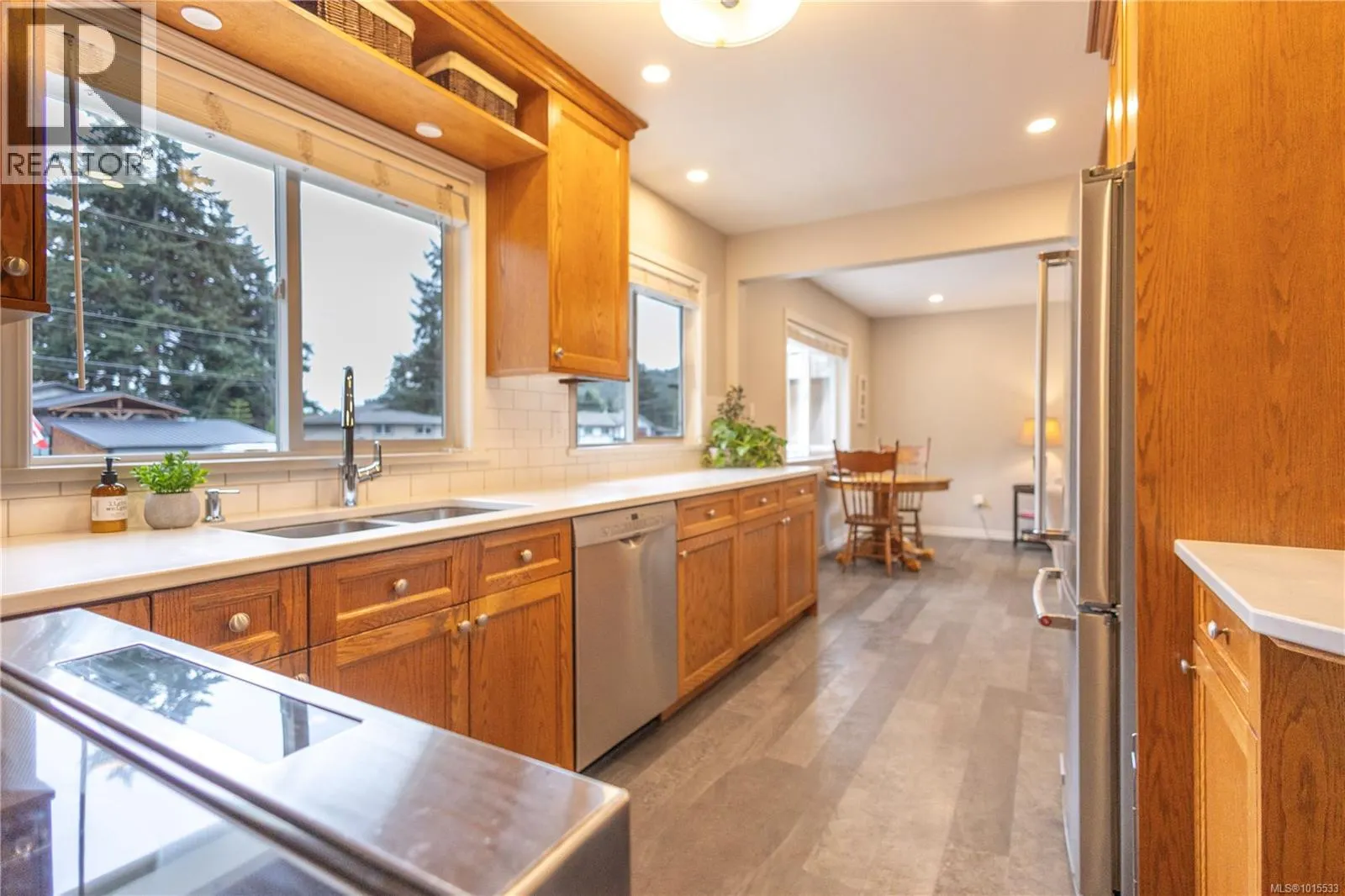 1331 Glenridge Dr