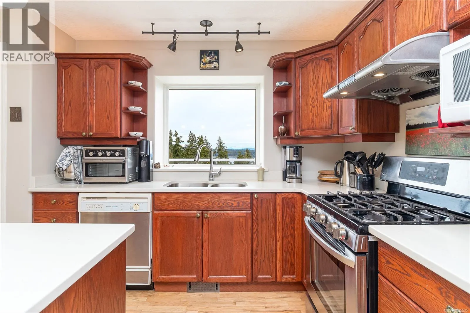 520 Louise Rd