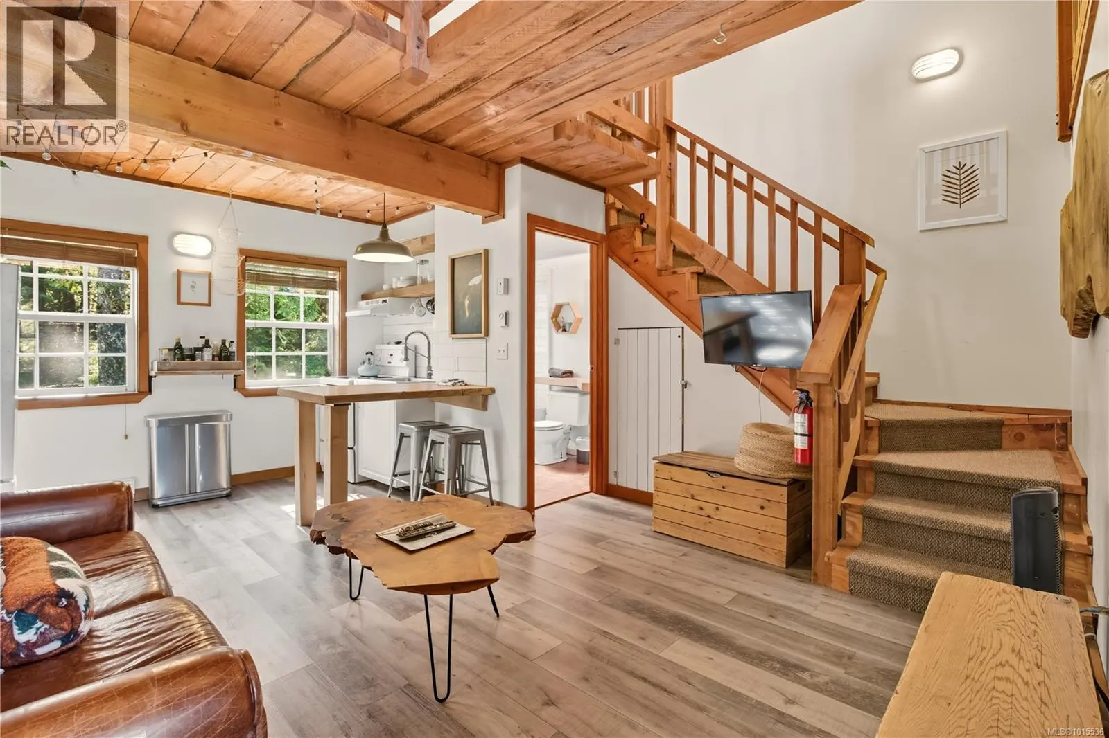 19 1002 Peninsula Rd