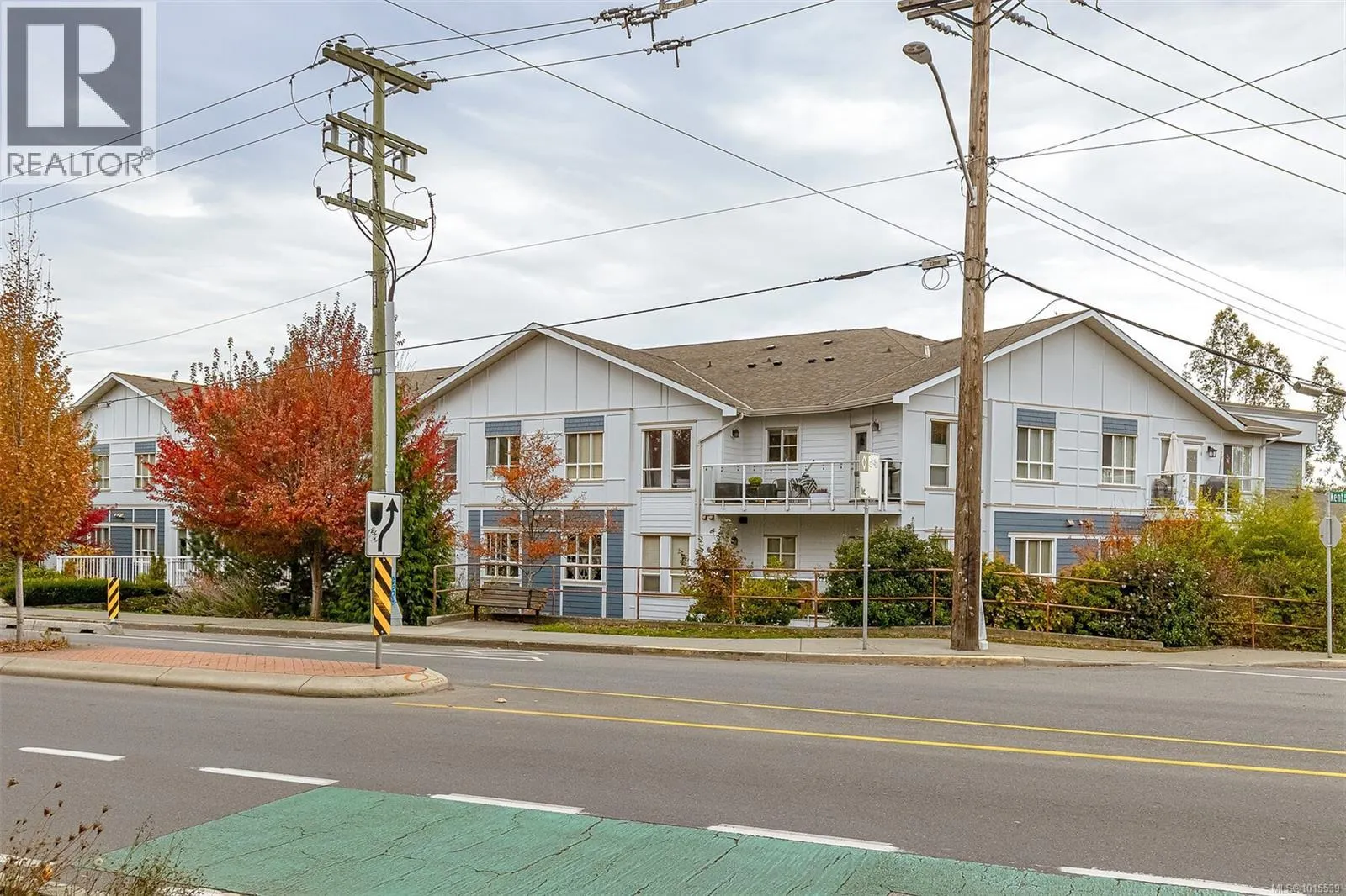 107 3915 Carey Rd
