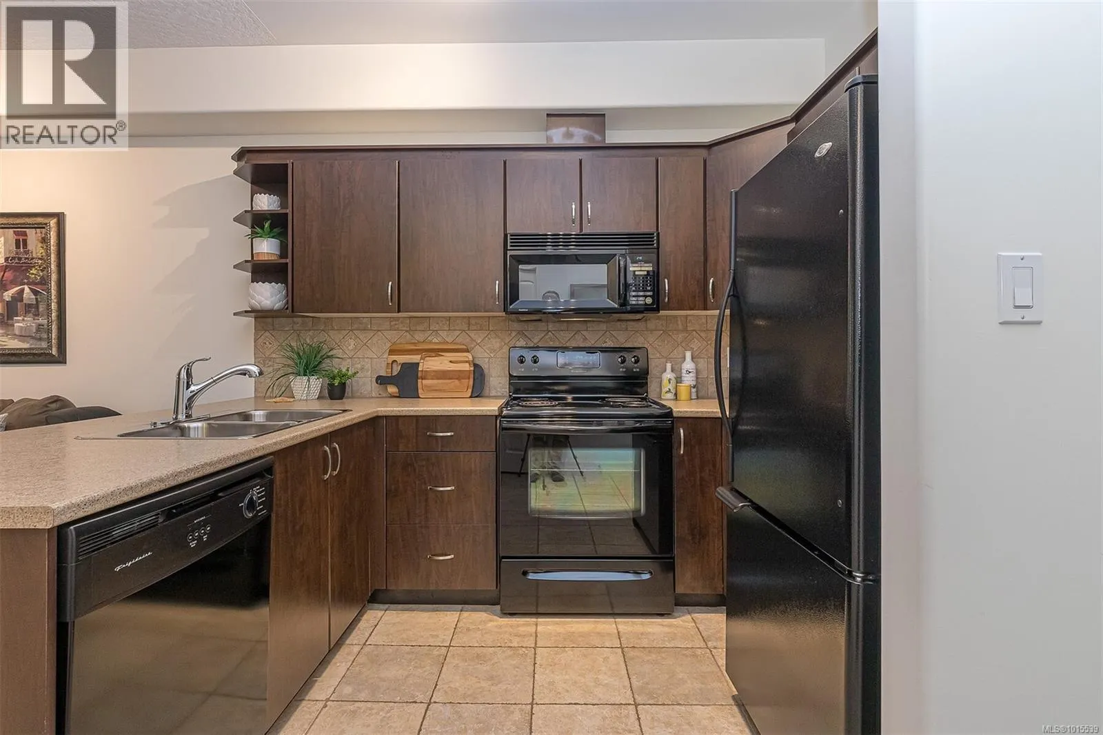107 3915 Carey Rd