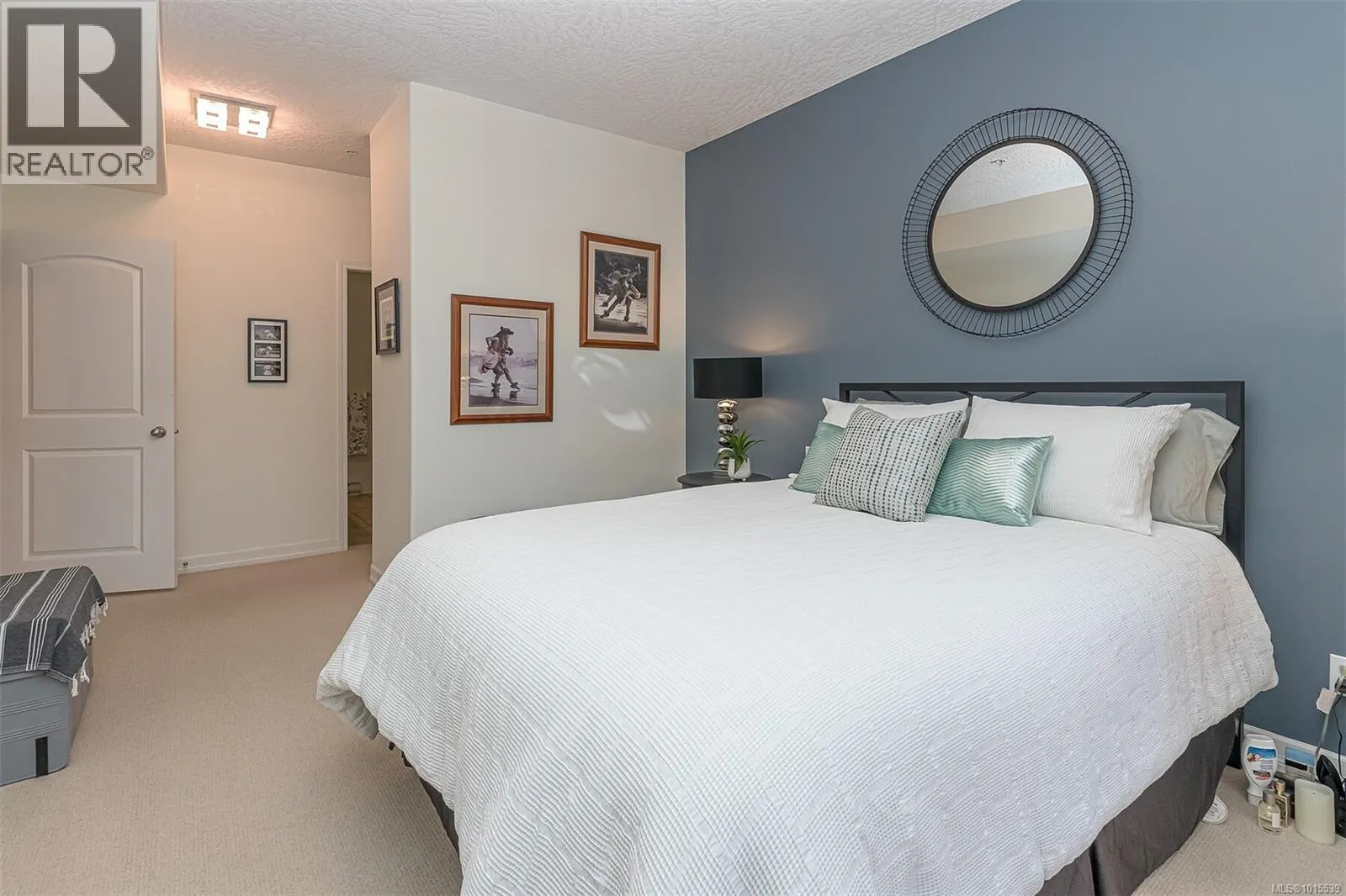 107 3915 Carey Rd