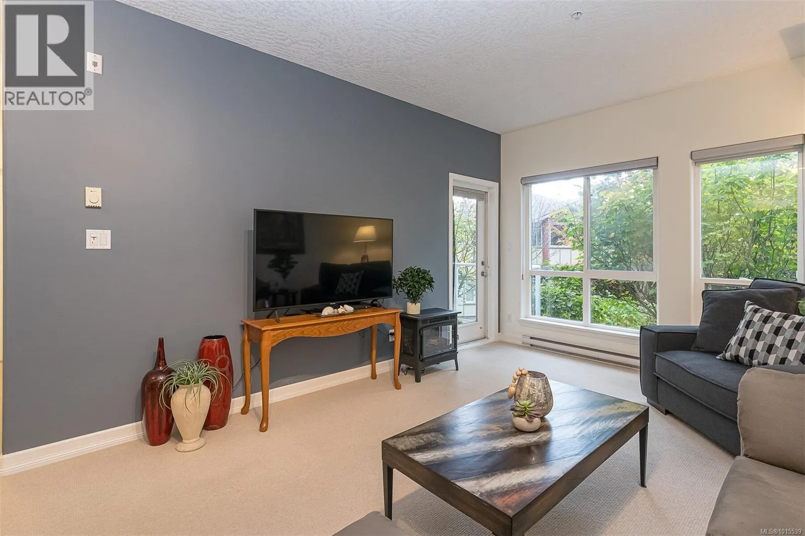 107 3915 Carey Rd