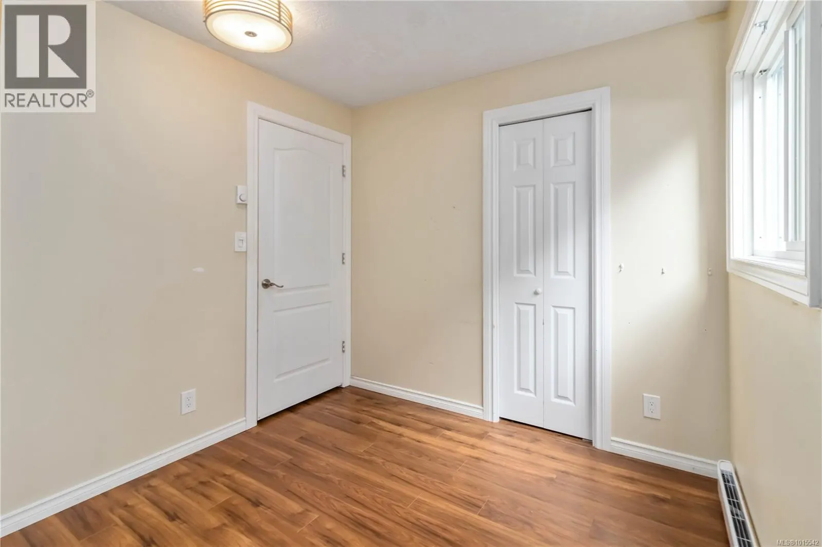 1619 Barksdale Dr