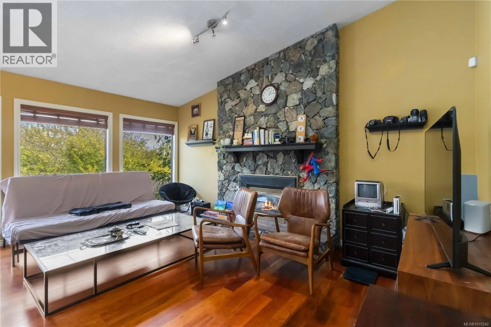 1619 Barksdale Dr