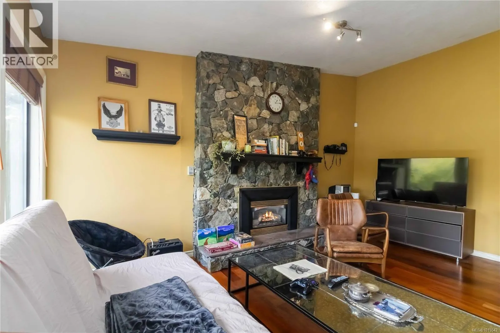 1619 Barksdale Dr