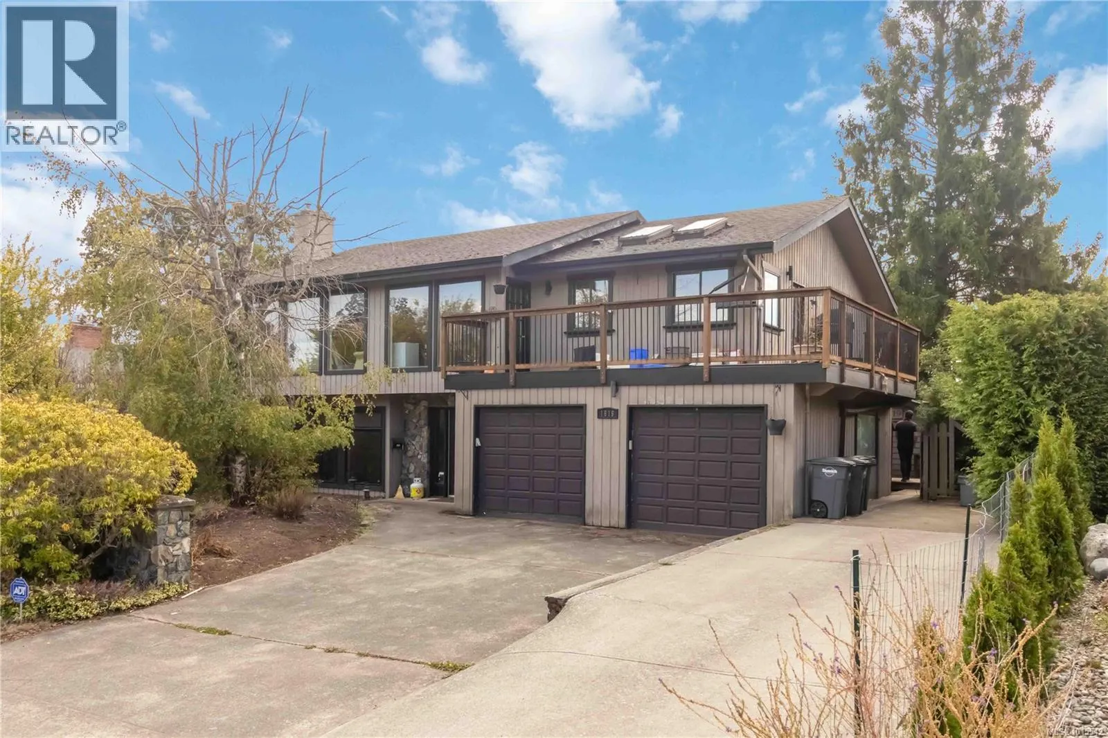 1619 Barksdale Dr