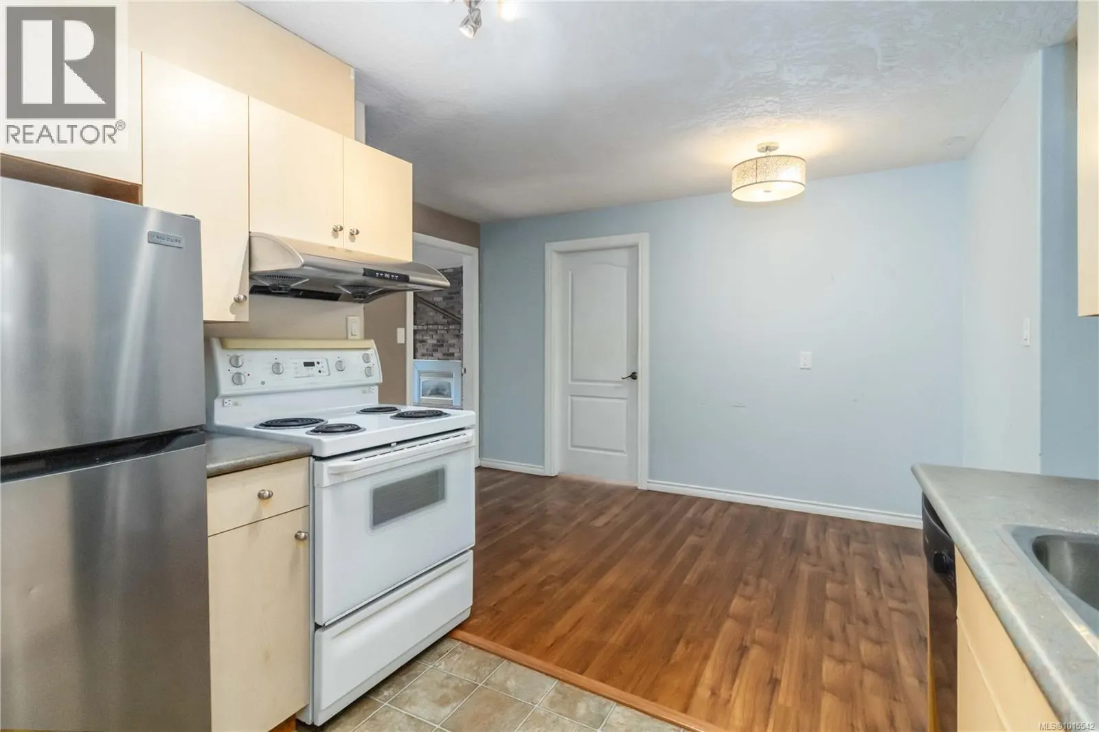 1619 Barksdale Dr
