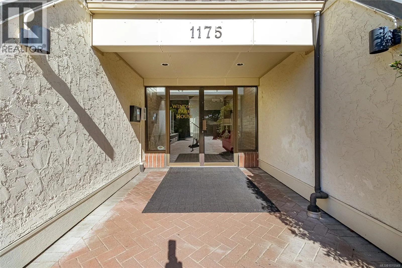 503 1175 Newport Ave