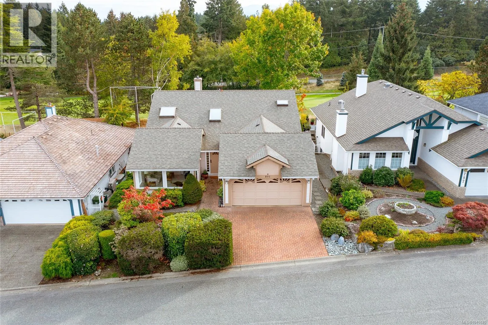 801 Country Club Dr