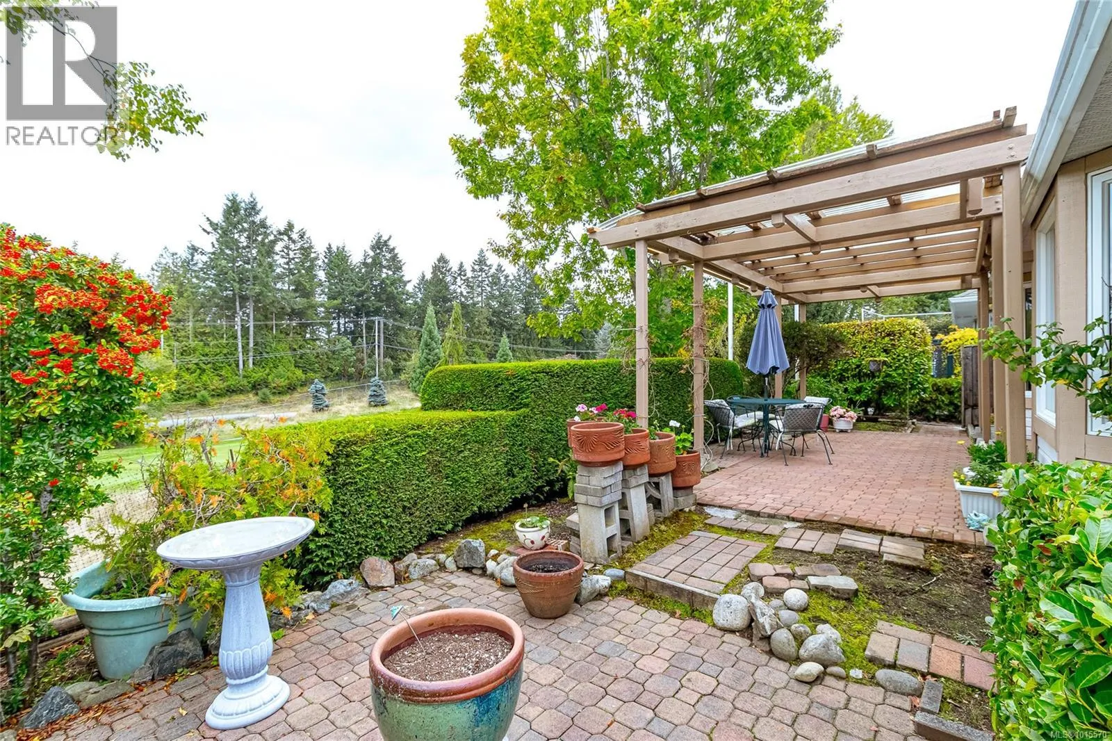 801 Country Club Dr