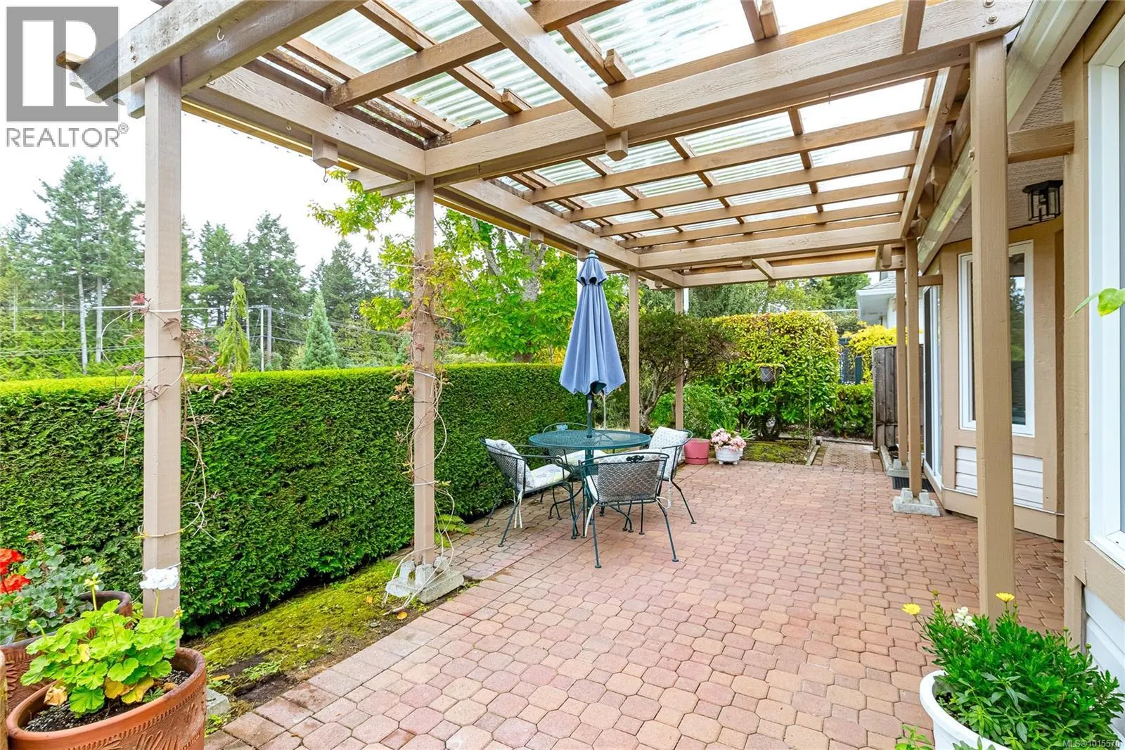801 Country Club Dr
