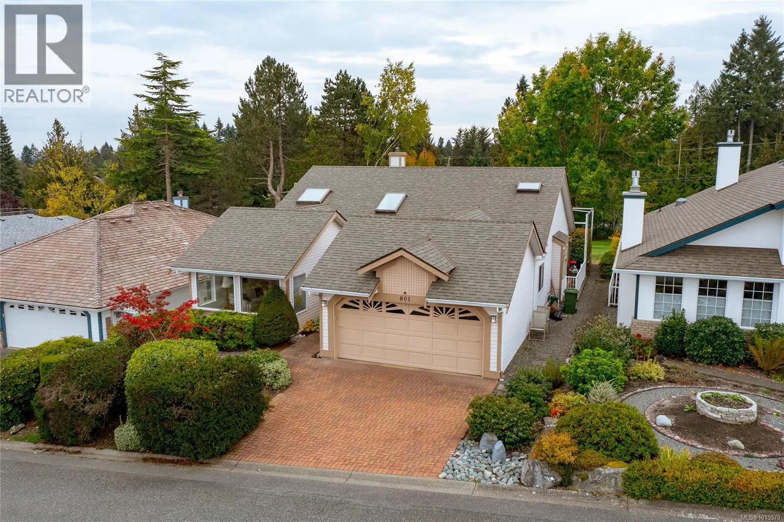 801 Country Club Dr