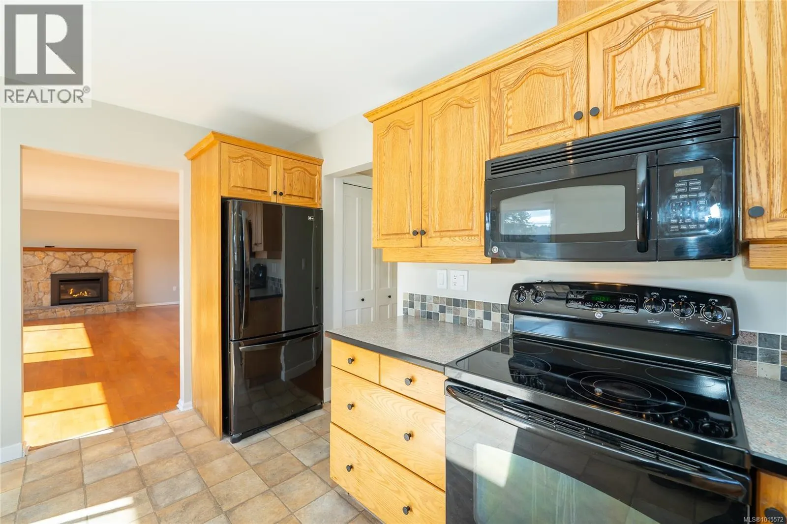 3062 Shoreview Dr