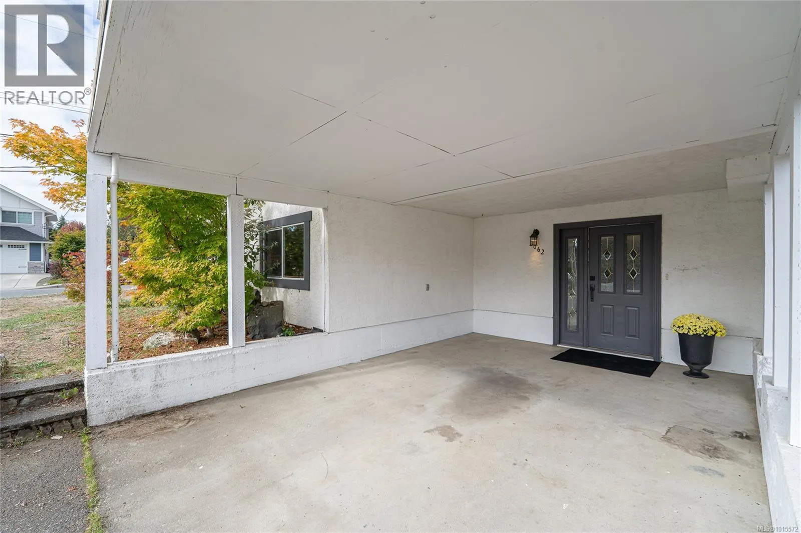 3062 Shoreview Dr