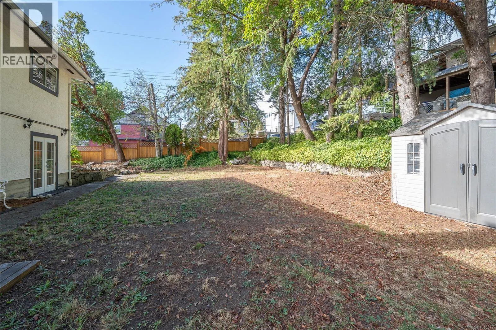3062 Shoreview Dr