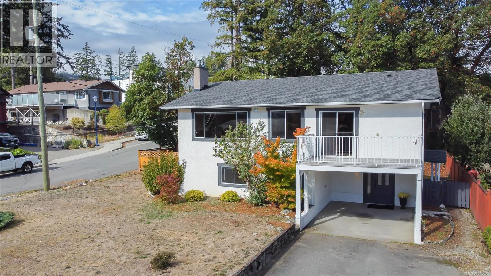 3062 Shoreview Dr