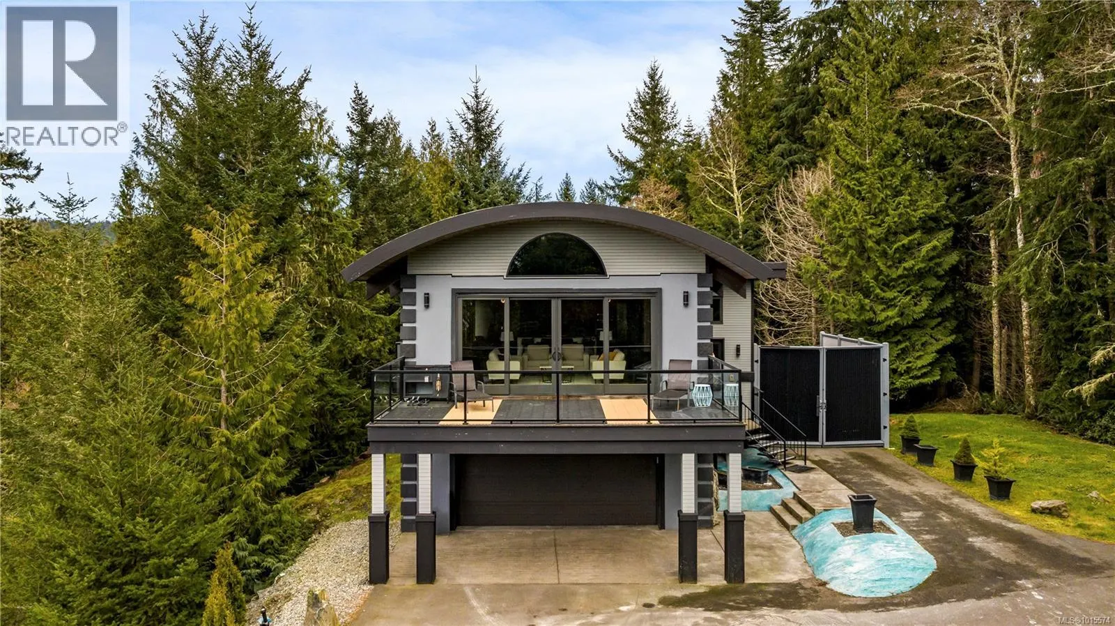 7405 Thornton Hts