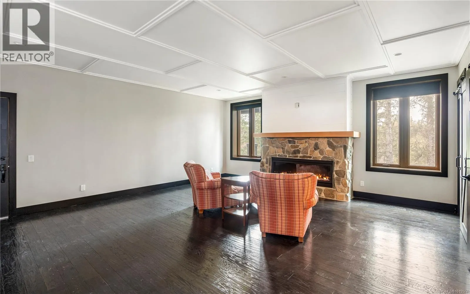 7405 Thornton Hts