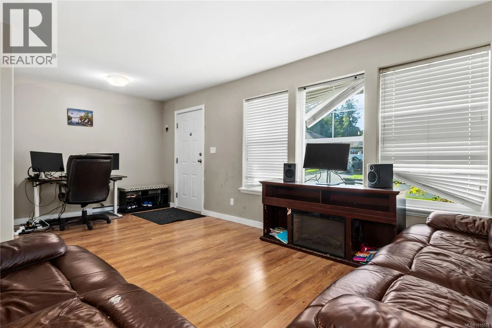 12 1120 EVERGREEN Rd