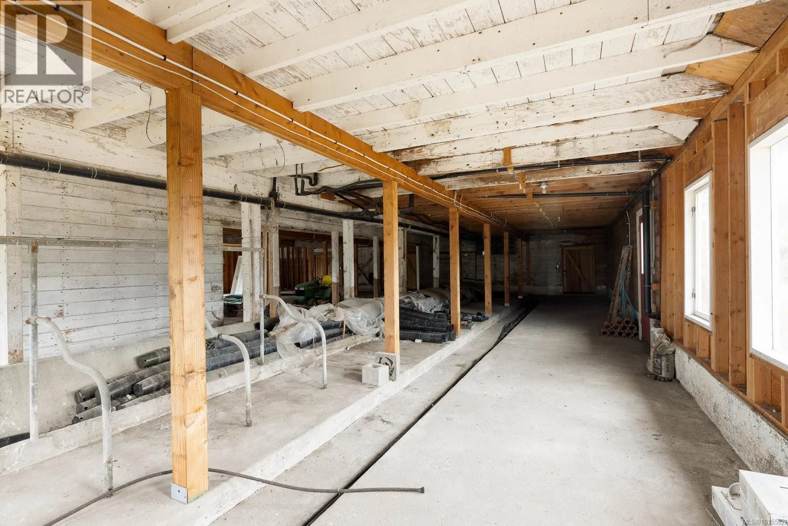 1175 Wain Rd