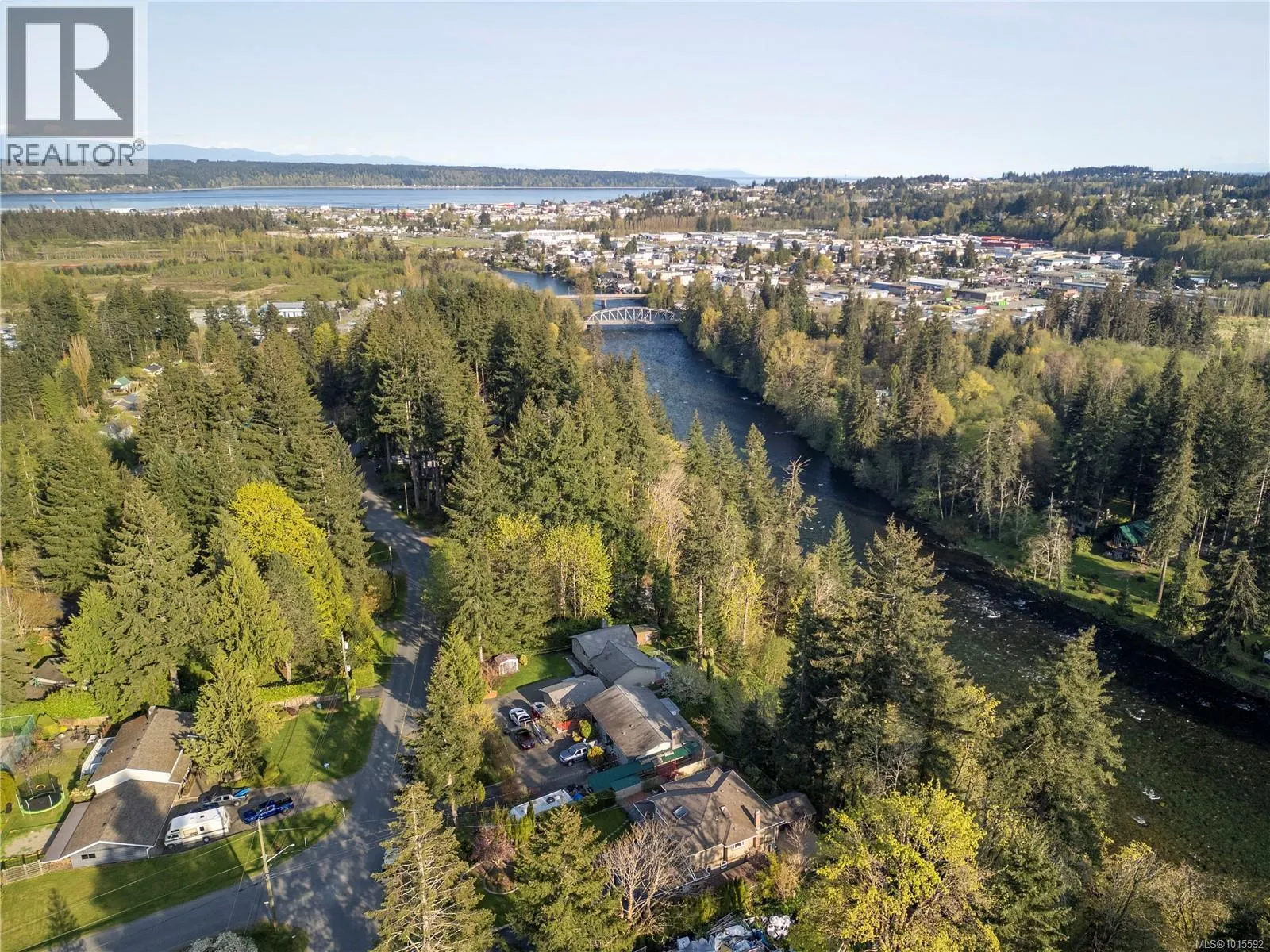 2371 Steelhead Rd