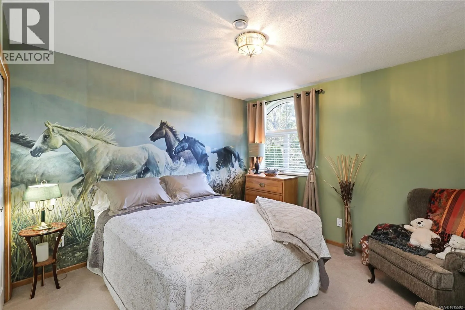 2371 Steelhead Rd