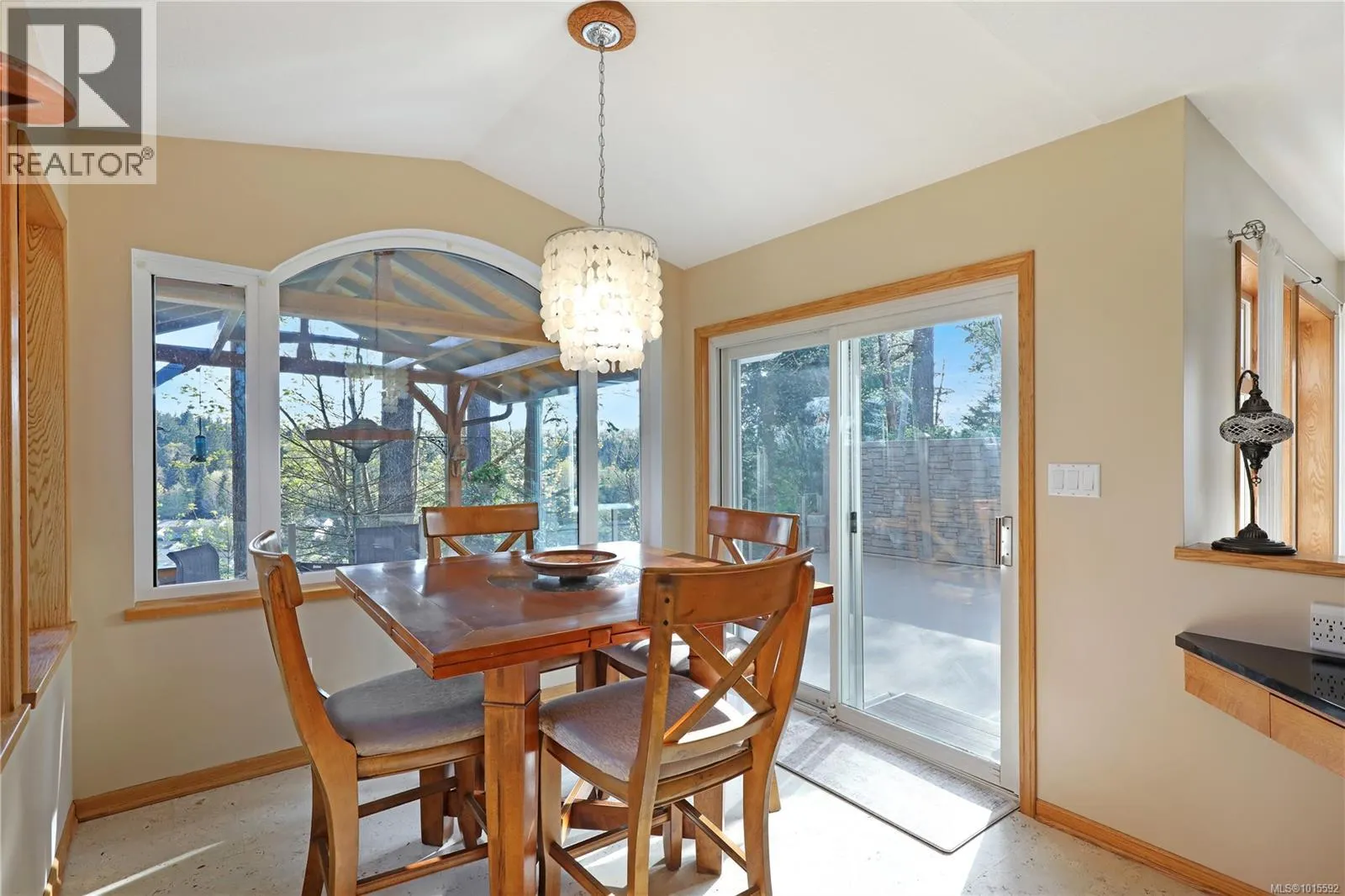 2371 Steelhead Rd