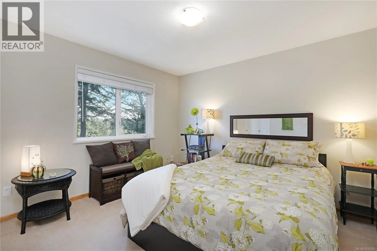 2371 Steelhead Rd
