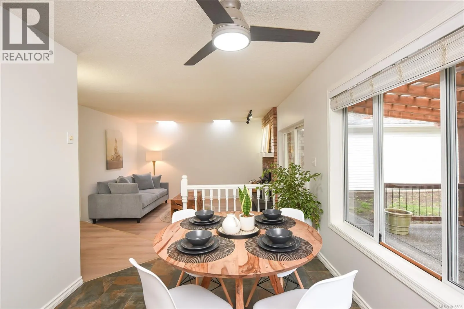 8868 Erickson Pl