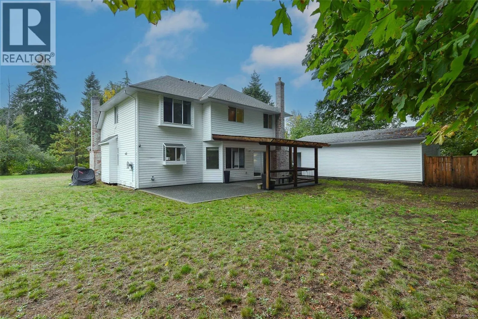 8868 Erickson Pl