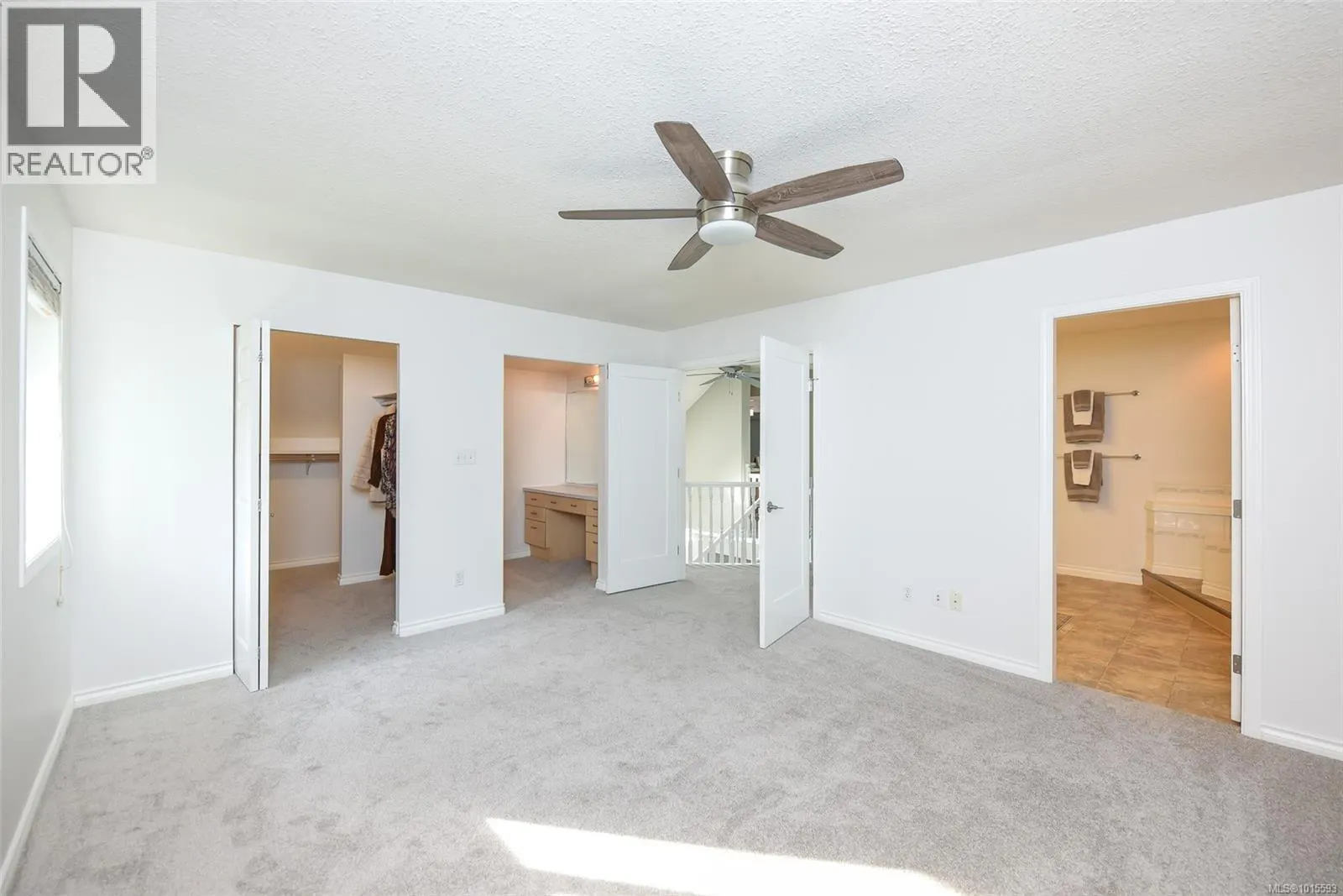 8868 Erickson Pl